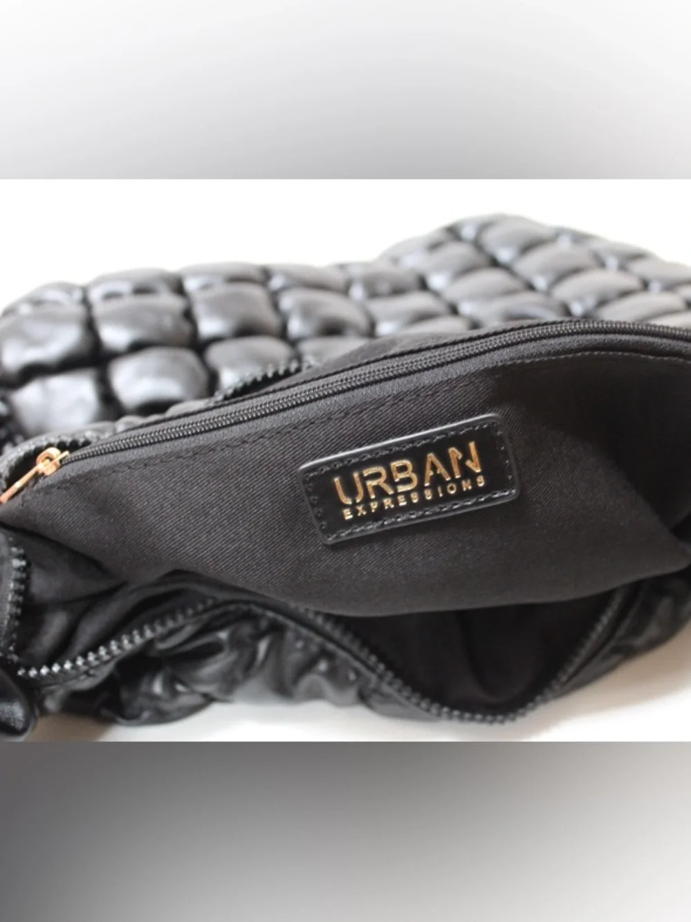 NWOT Urban Expressions hobo bag